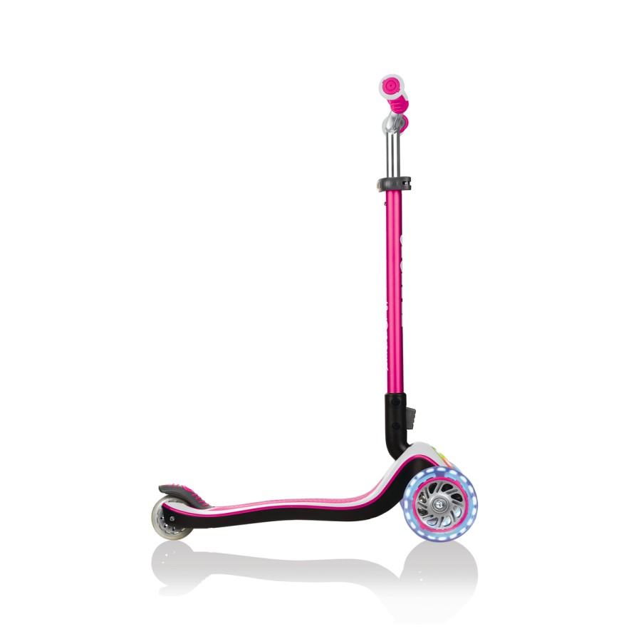 GLOBBER ELITE PRIME mit Leuchtrollen und Leuchtdeck
