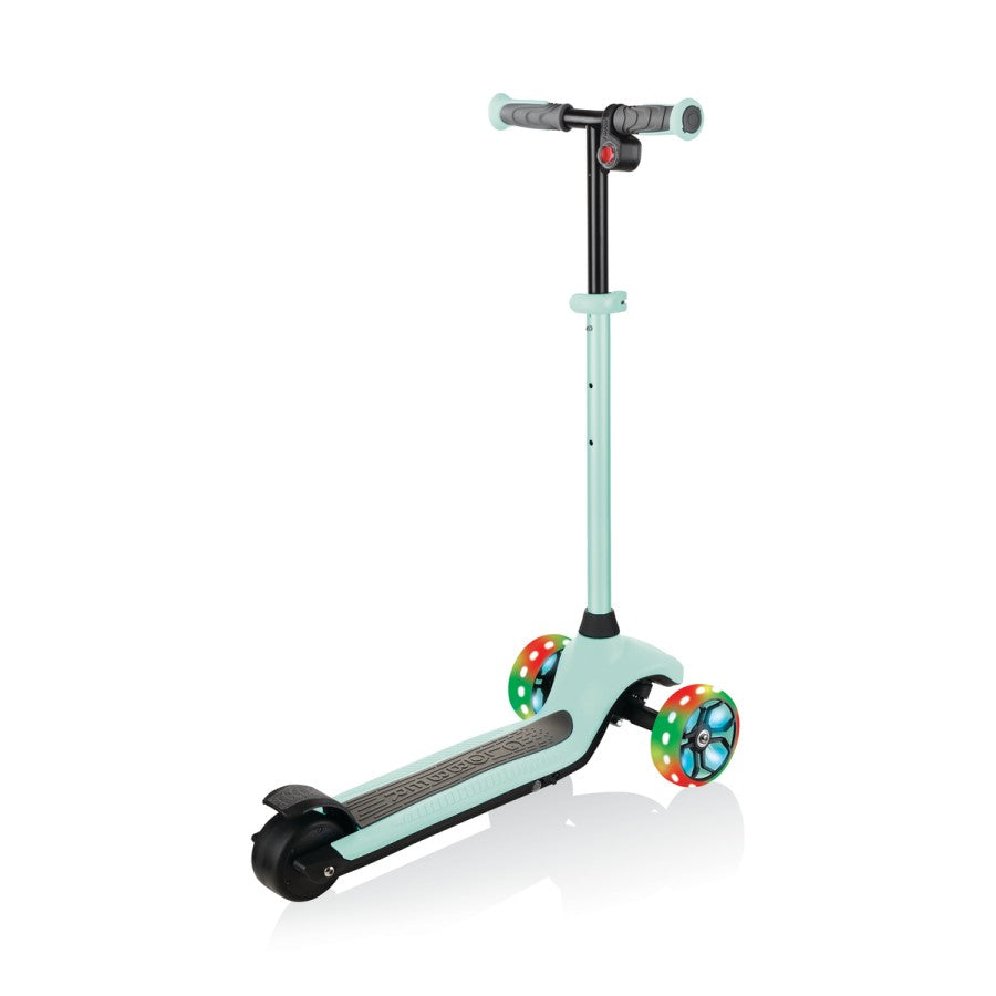 GLOBBER ONE K E-MOTION 4 PLUS – E-Scooter