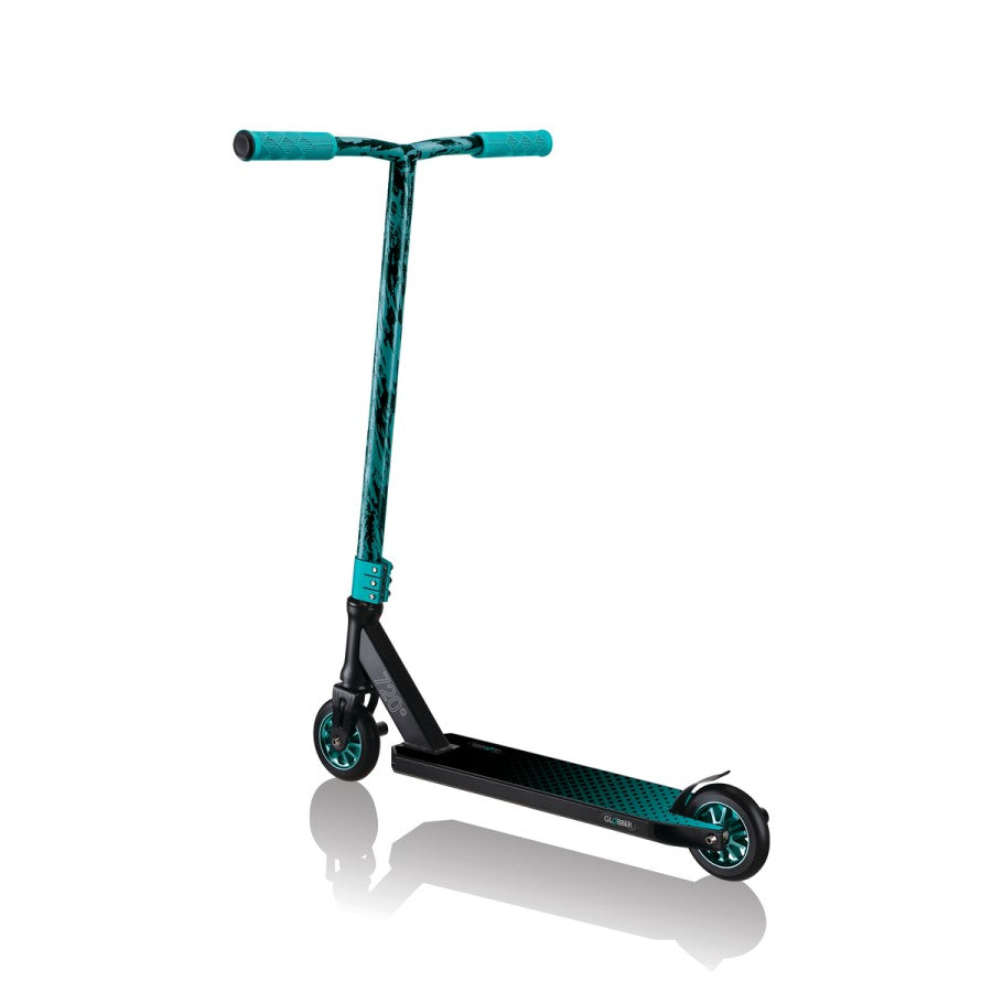 GLOBBER STUNTSCOOTER GS 720